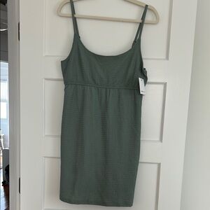 Green Sleeveless Dress